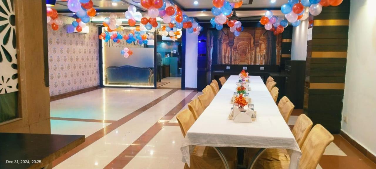 Hotel Marygold Agra  Kültér fotó